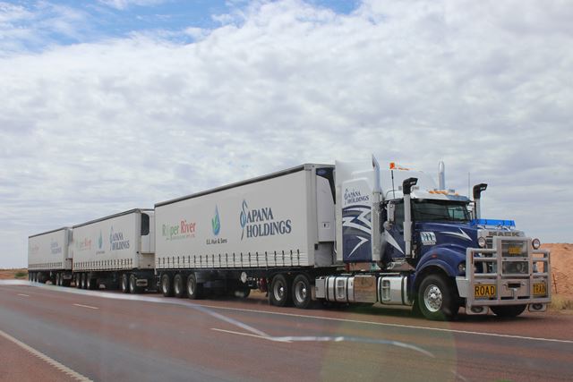 Roadtrain Australien