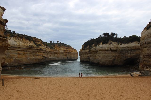 beim Baden Vorsicht vor der Strömung Stand auf der Great Ocean Road GOR